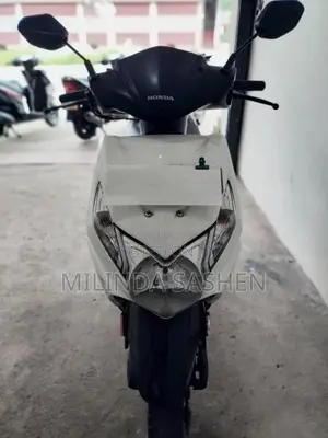 Honda Dio 2015 Motorbike (Used)