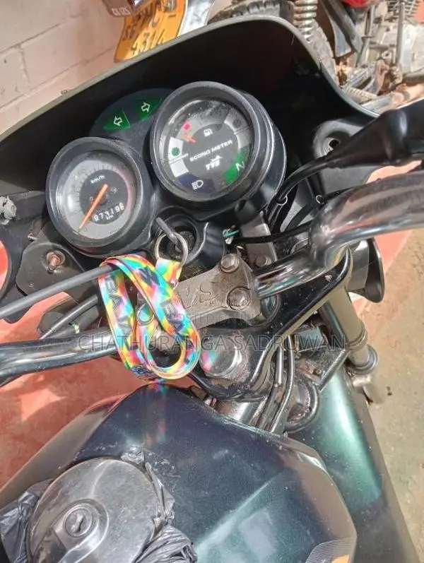 TVS Victor 2003 Motorbike (Used)