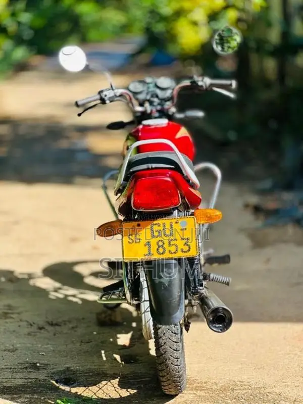 Bajaj Caliber 2003 Motorbike (Used)