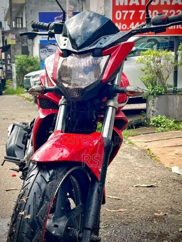 Yamaha FZ 2016 Motorbike (Used)