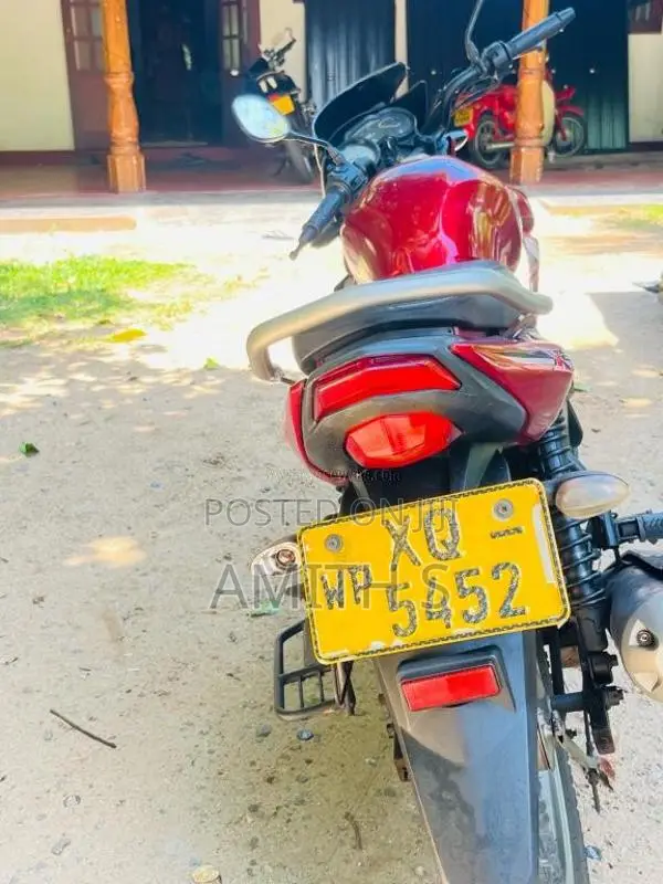 Yamaha SZ 2012 Motorbike (Used)