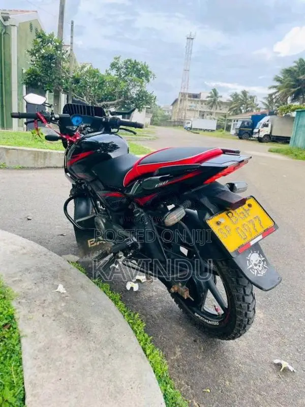 Bajaj Pulsar 150 2017 Motorbike (Used)