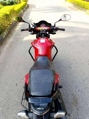 Hero Hunk 2016 Motorbike (Used)