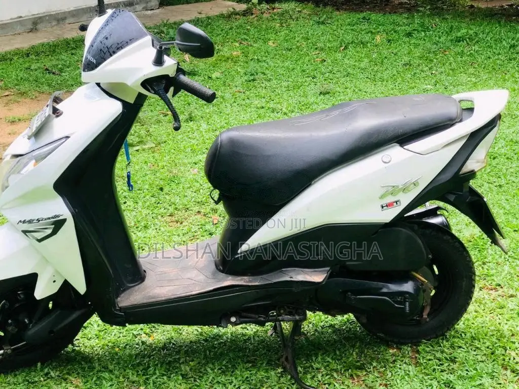 Honda Dio 2013 Motorbike (Used)