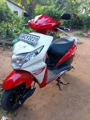 Honda Dio 2015 Motorbike (Used)