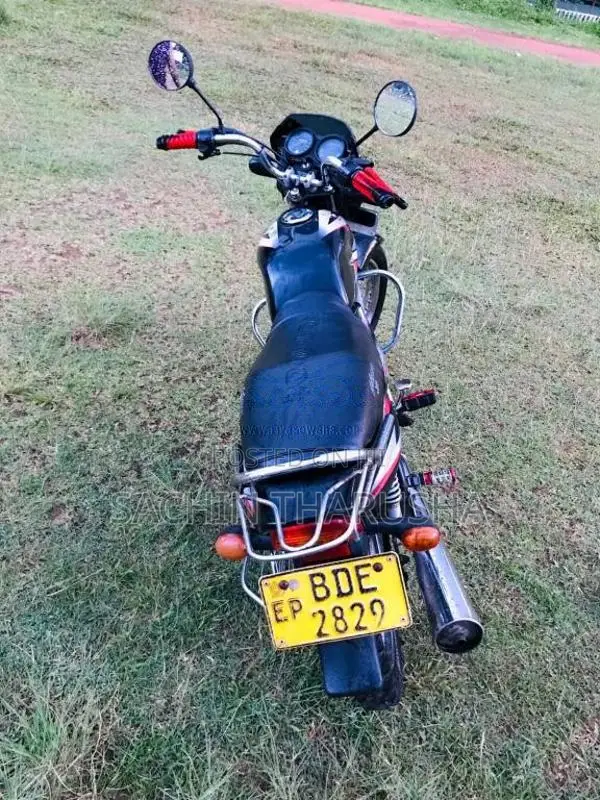 Bajaj CT-100 2015 Motorbike (Used)