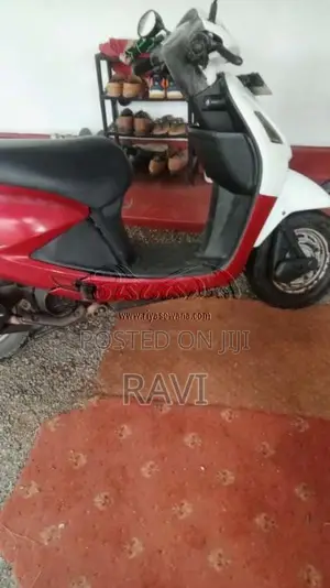 Hero Pleasure 2012 Motorbike (Used)