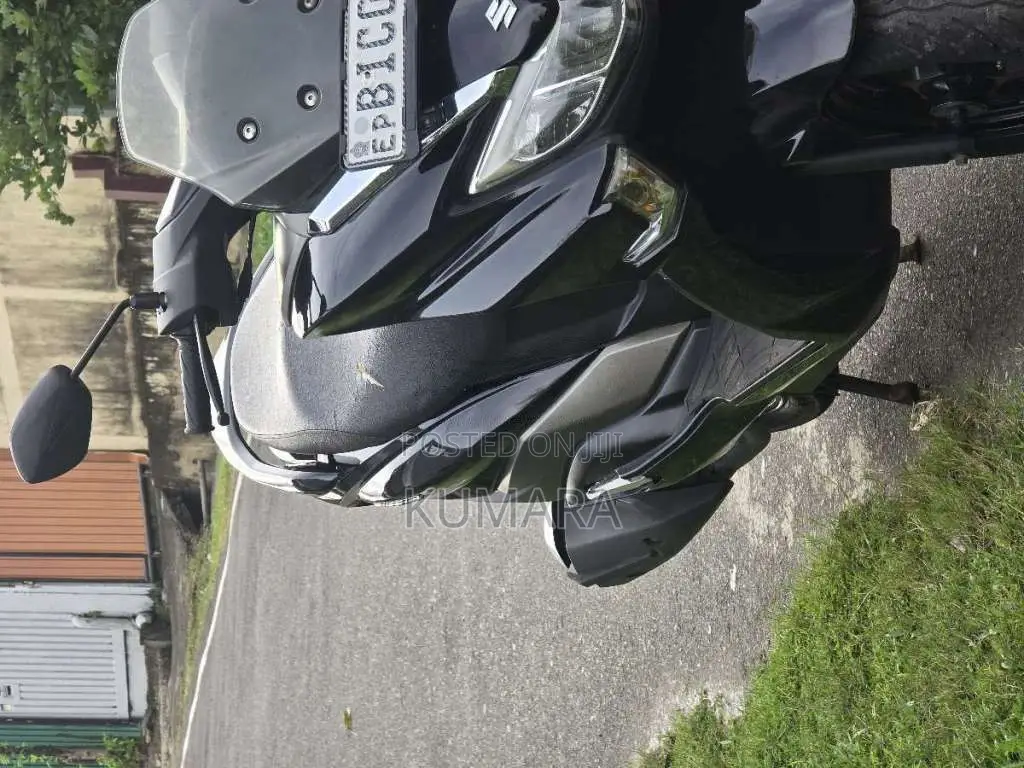 Suzuki Burgman 125 2019 Motorbike (Used)