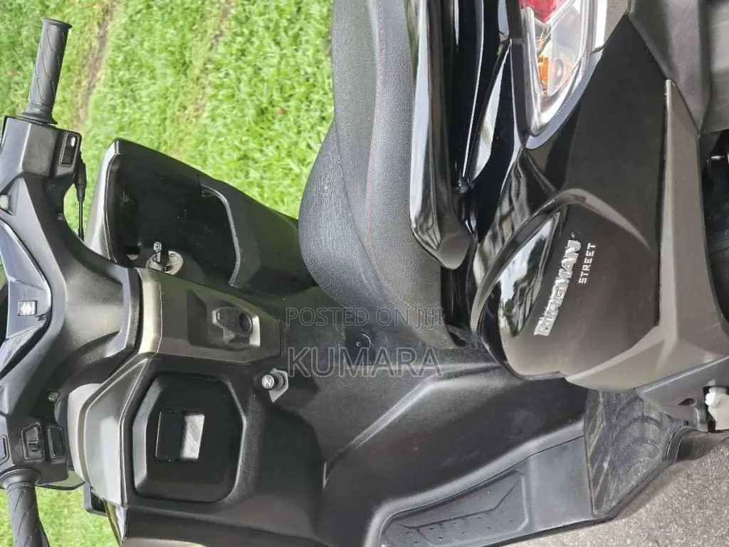 Suzuki Burgman 125 2019 Motorbike (Used)