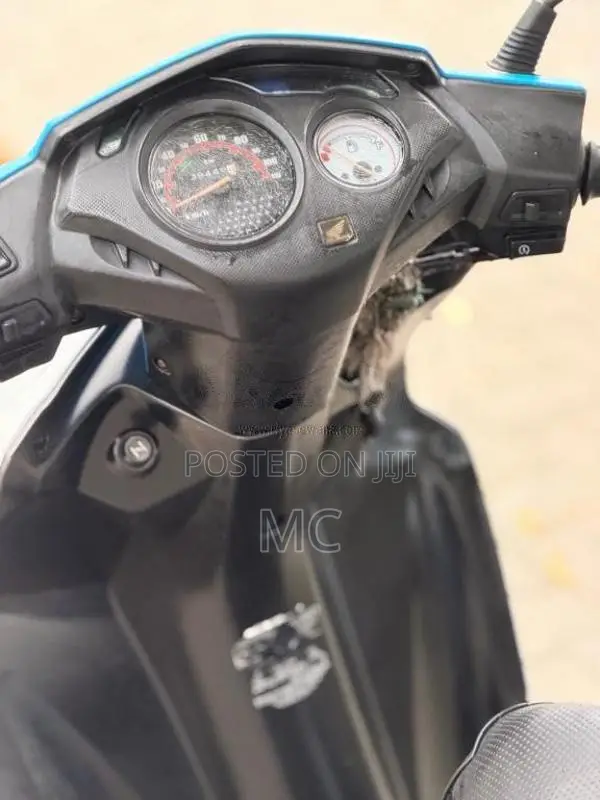Honda Dio 2017 Motorbike (Used)