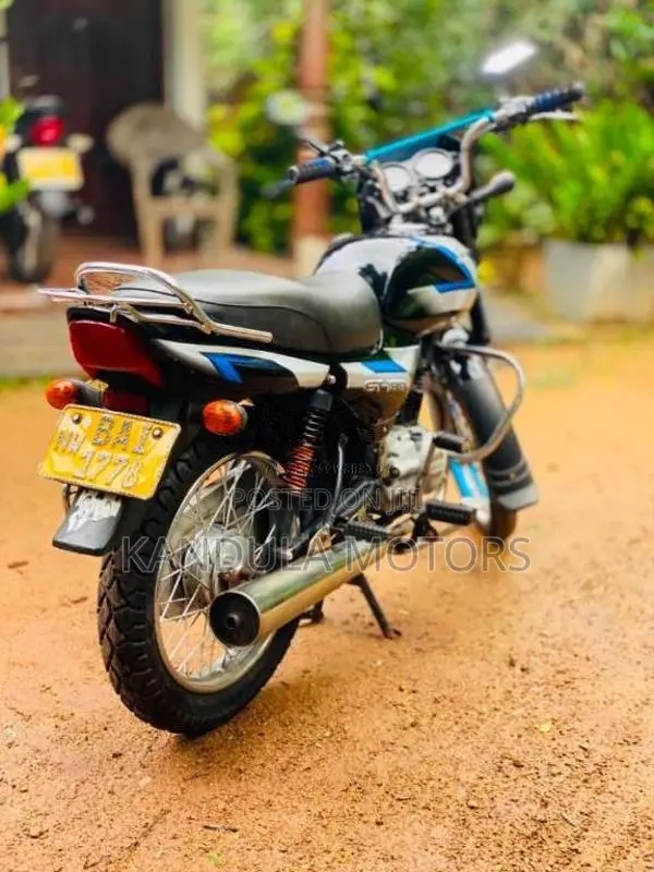 Bajaj CT-100 2013 Motorbike (Used)