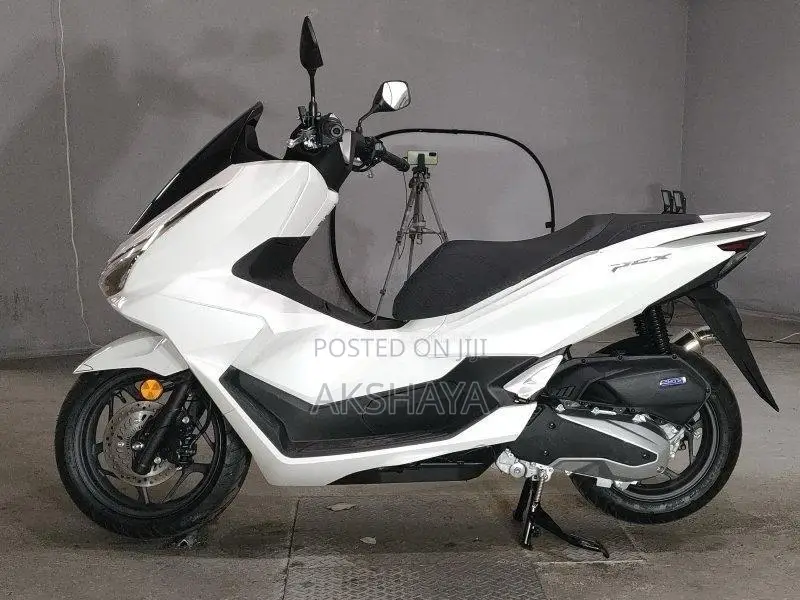Honda Pcx 125 2025 Motorbike Brand New