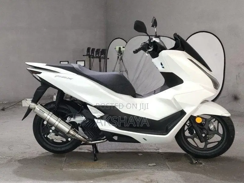 Honda Pcx 125 2025 Motorbike Brand New