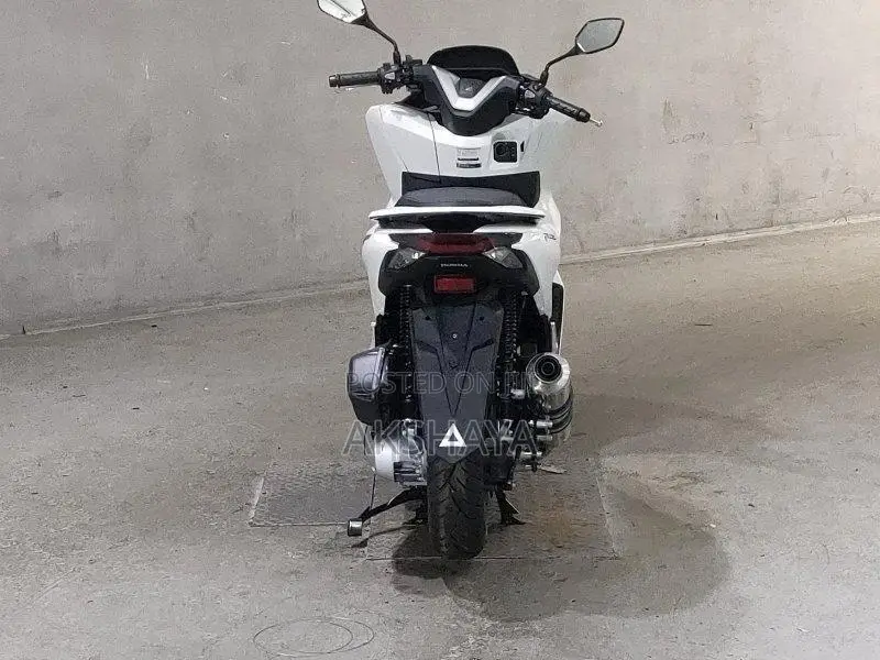Honda Pcx 125 2025 Motorbike Brand New
