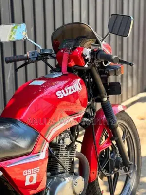 Suzuki GS125 1996 Motorbike (Used)