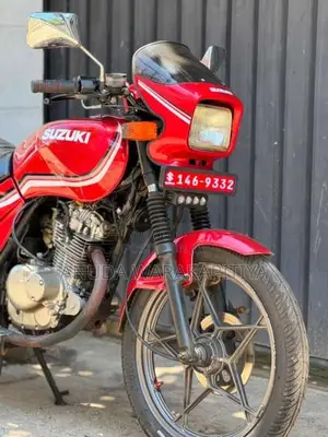 Suzuki GS125 1996 Motorbike (Used)