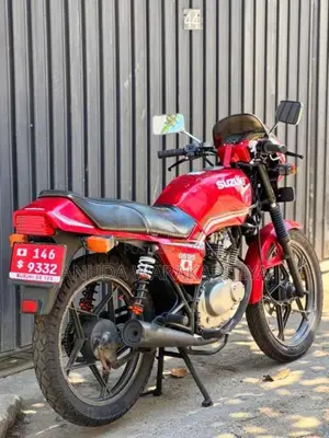 Suzuki GS125 1996 Motorbike (Used)