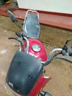 Hero-Honda CD DELUXE 2006 Motorbike (Used)
