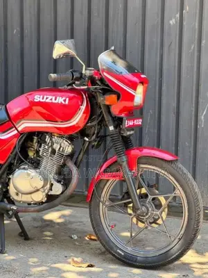 Suzuki GS125 1996 Motorbike (Used)