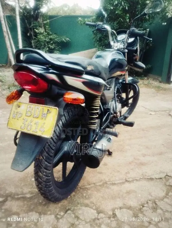 Bajaj Platina 2016 Motorbike (Used)