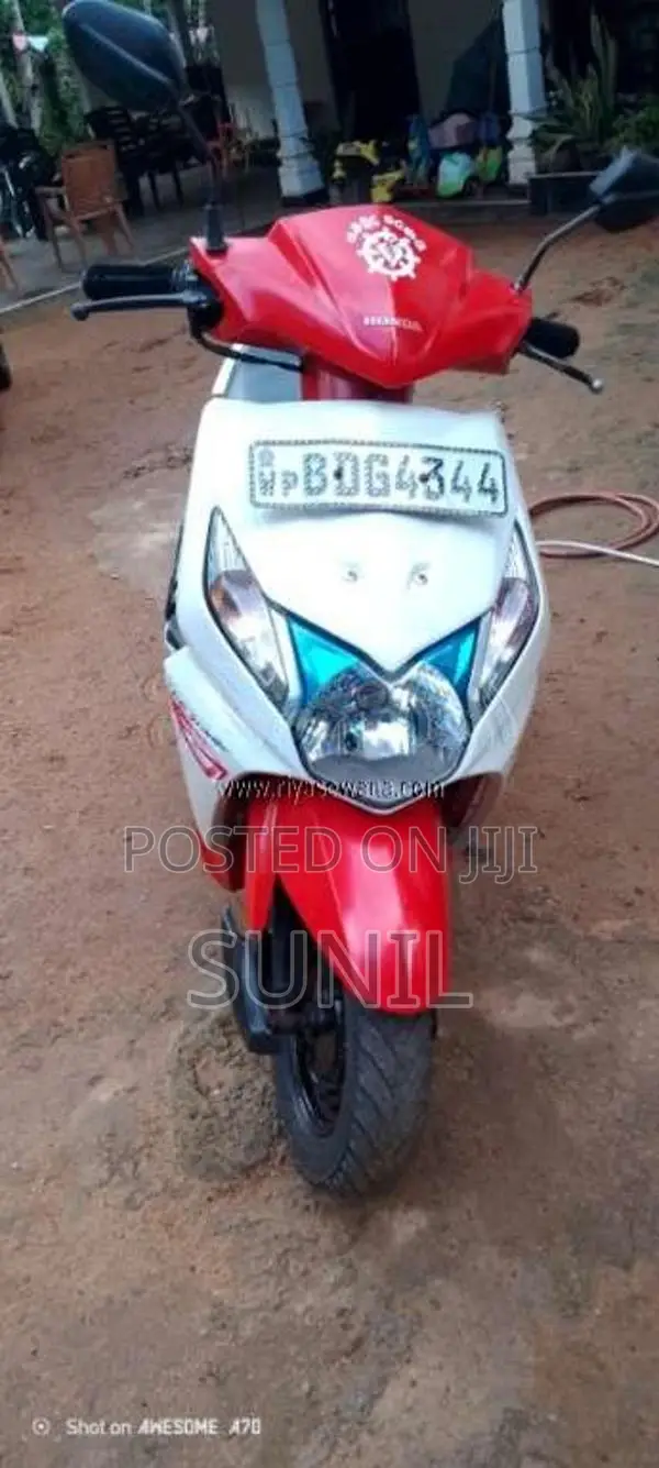 Honda Dio 2015 Motorbike (Used)