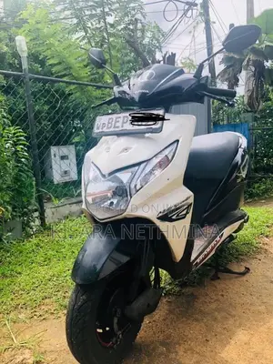 Honda Dio 2017 Motorbike (Used)