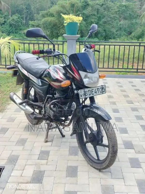 Bajaj Platina 2016 Motorbike (Used)