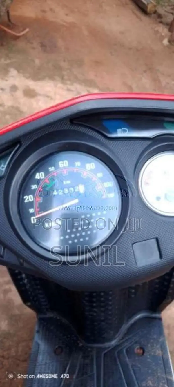 Honda Dio 2015 Motorbike (Used)