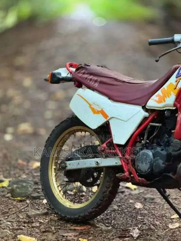 Yamaha DT 2002 Motorbike (Used)