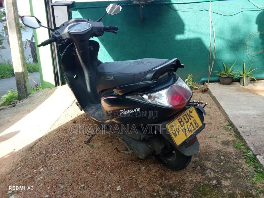Hero Pleasure 2015 Motorbike (Used)