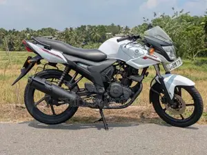 Yamaha SZ R 2012 Motorbike (Used)