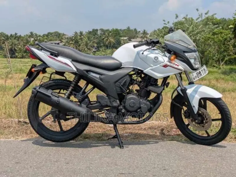 Yamaha SZ R 2012 Motorbike (Used)