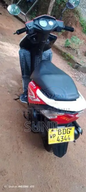 Honda Dio 2015 Motorbike (Used)