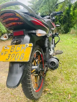 Bajaj Discover 100 2015 Motorbike (Used)