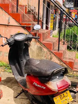 Hero Pleasure 2013 Motorbike (Used)