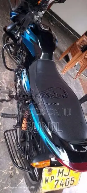 Bajaj Discover 2006 Motorbike (Used)