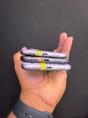Apple iPhone 11 (Used)