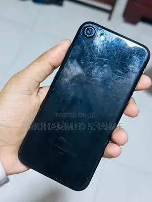 Apple iPhone 7 (Used)