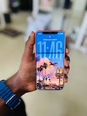 Apple iPhone 12 (Used)