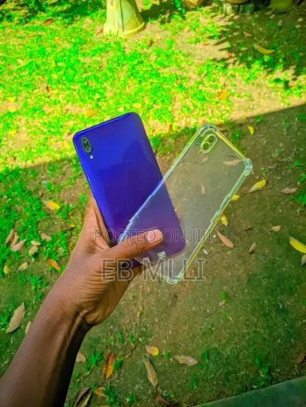 Vivo Y93 6GB 128GB (Refurbished)