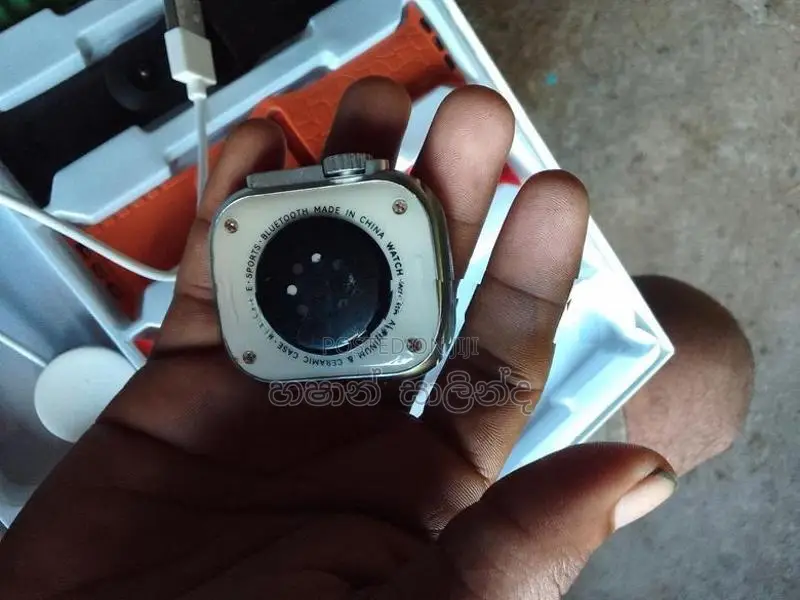 T1000 Ultra Smart Watch (Used)
