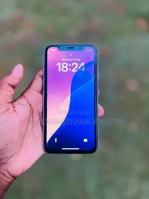 Apple iPhone XR (Used)