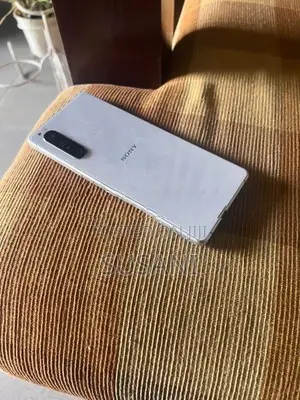 Sony Xperia 1 II (Used)