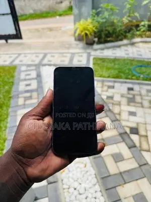 Apple iPhone 12 128GB (Used)