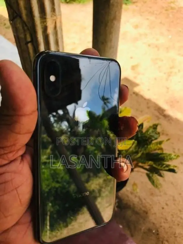 Apple iPhone XS 64gb (Used)