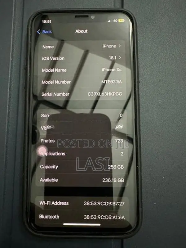 Apple iPhone XS (Used)