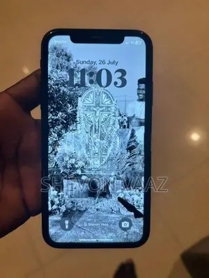 Apple iPhone XR (Used)