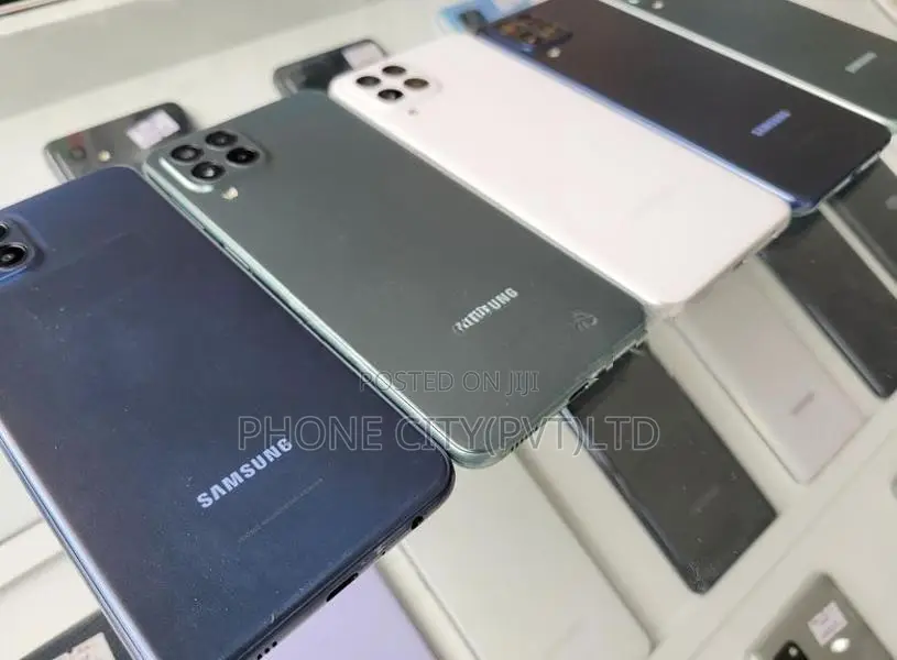 Samsung Galaxy M33 5G 128GB 6GB RAM (Used)