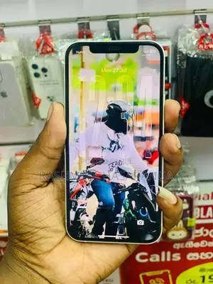 Apple iPhone 12 (Used)