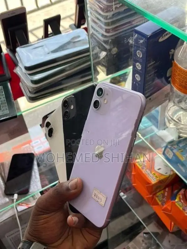 Apple iPhone 11 (Used)